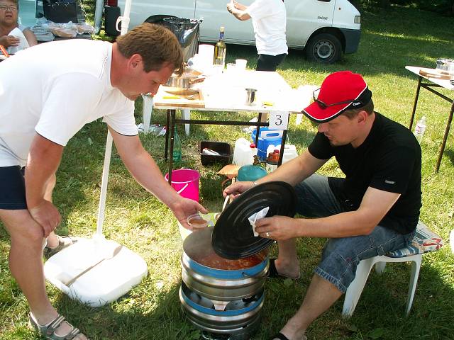 Camping Lodenica Pie��any