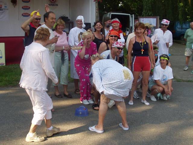 Camping Lodenica Pie��any